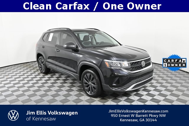 2023 Volkswagen Taos S's photo