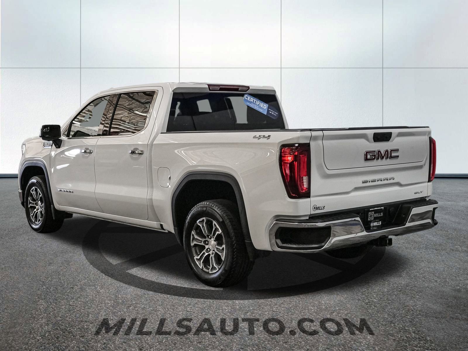 2025 Gmc Sierra 1500 SLT photo 4
