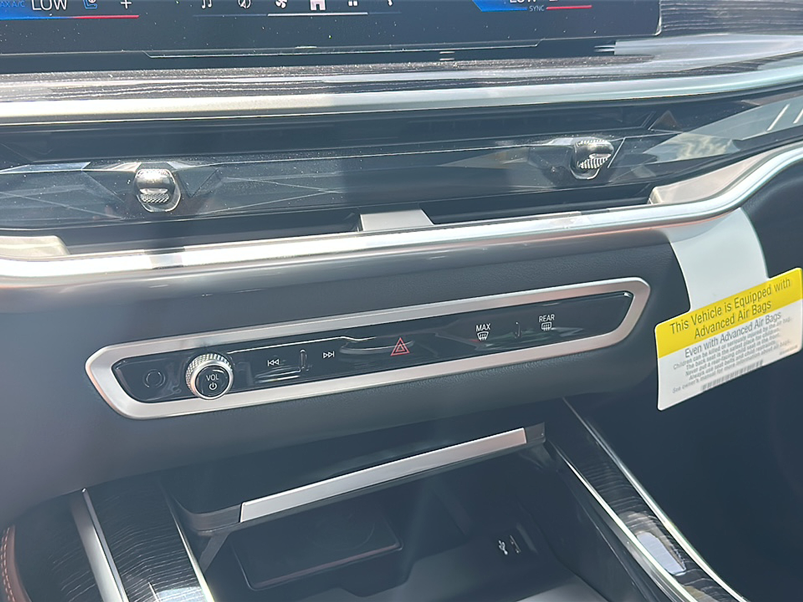 2026 Bmw X7 M60i photo 10