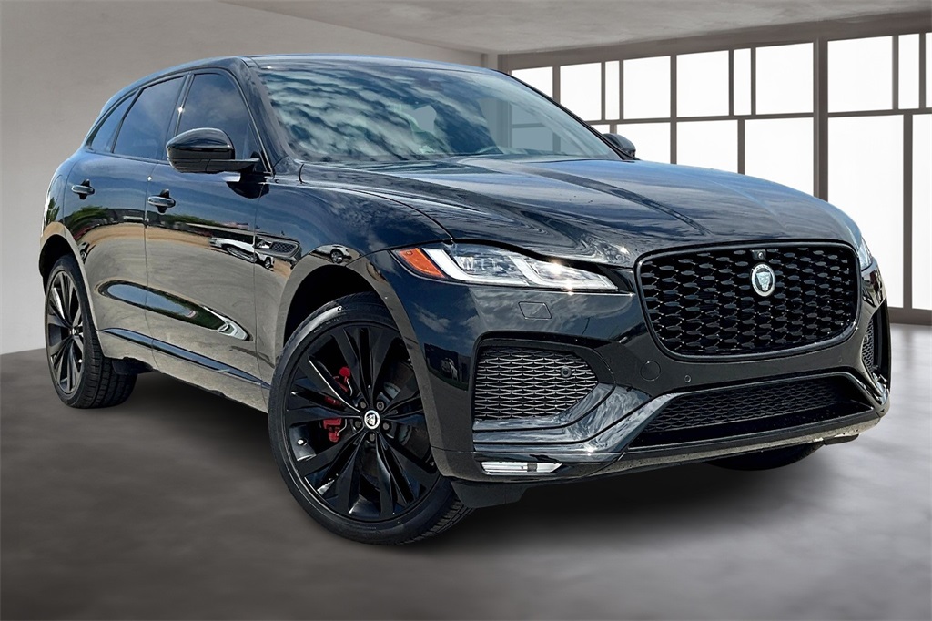 2026 Jaguar F-PACE P400 R-Dynamic S photo 2