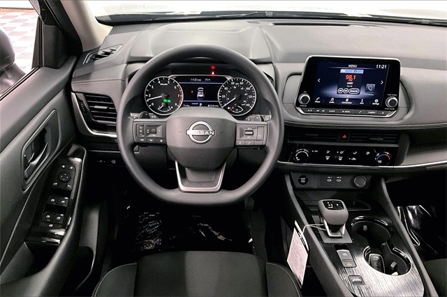 2025 Nissan Rogue S photo 20