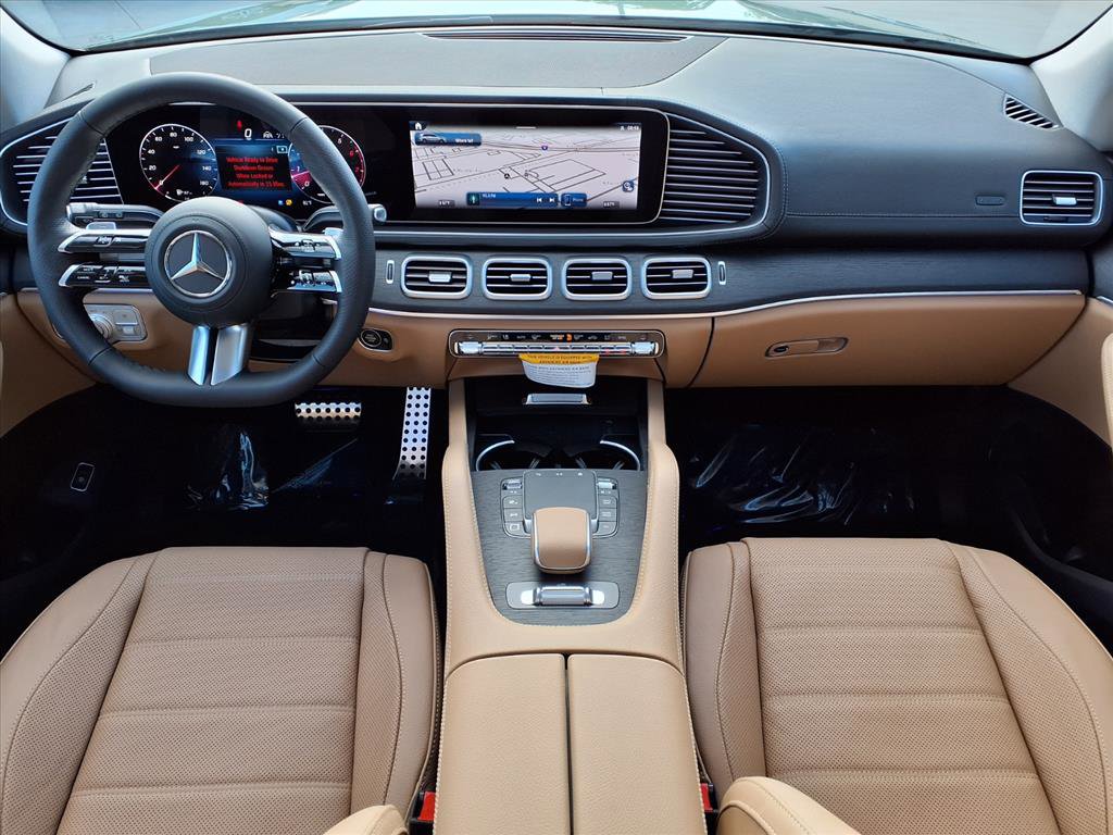 2026 Mercedes Benz GLS 450 4MATIC photo 2