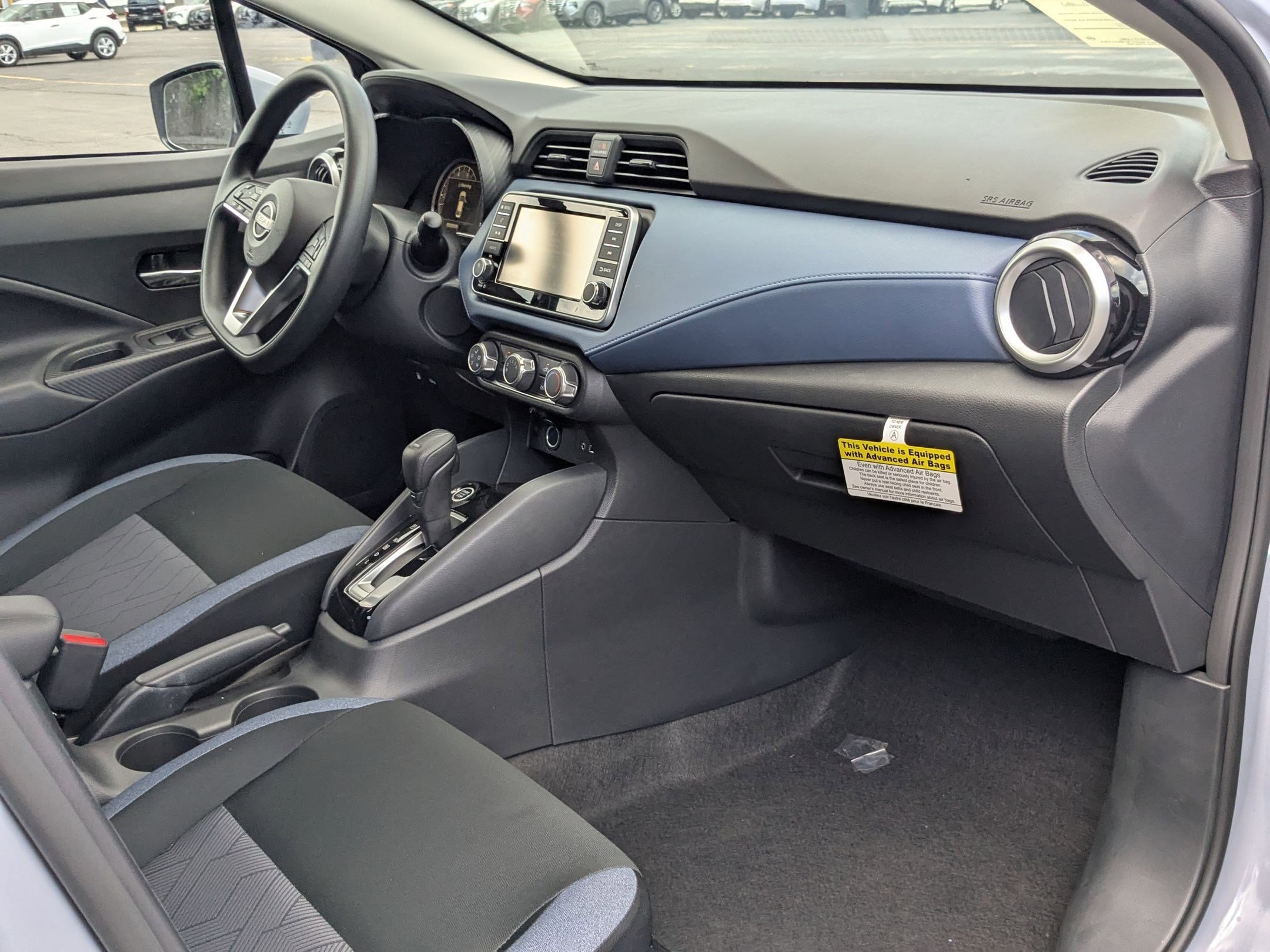 2025 Nissan Versa SV photo 20