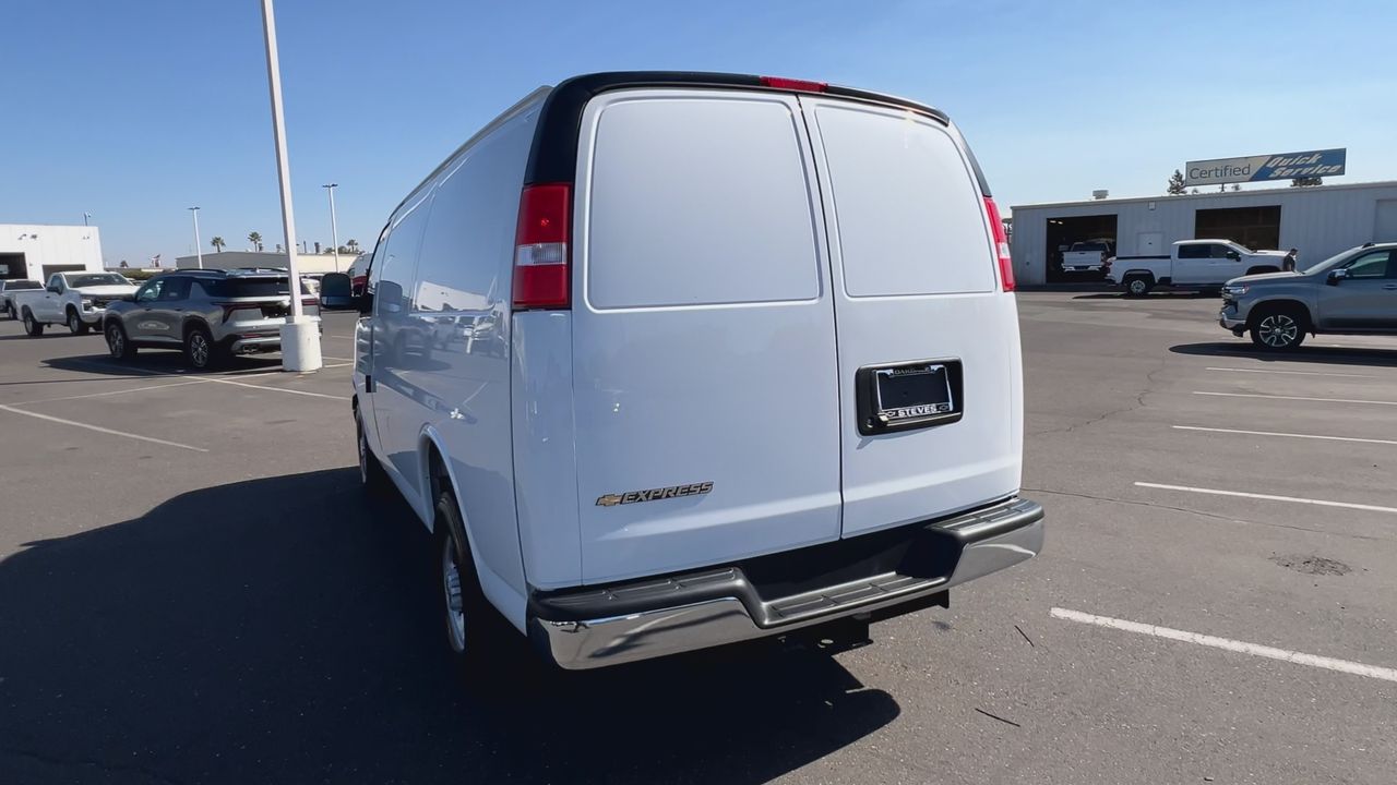 2025 Chevrolet Express Cargo 2500 photo 33