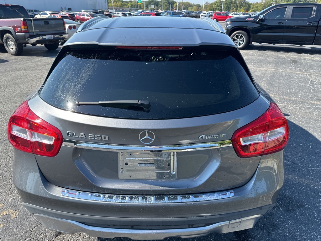 2018 Mercedes Benz GLA 250 4MATIC photo 10