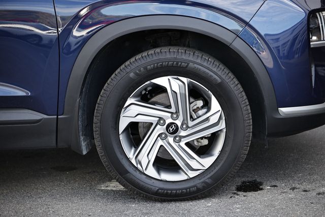 2023 Hyundai Santa Fe SEL photo 2