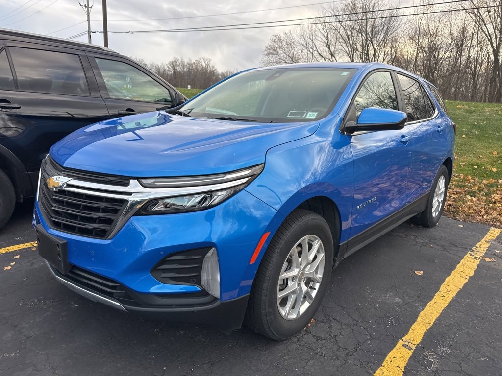 2024 Chevrolet Equinox LT photo 2