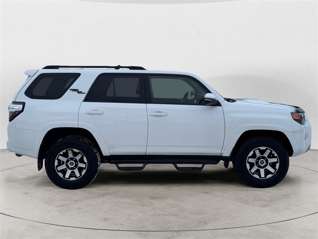 2023 Toyota 4Runner TRD Off-Road Premium photo 3