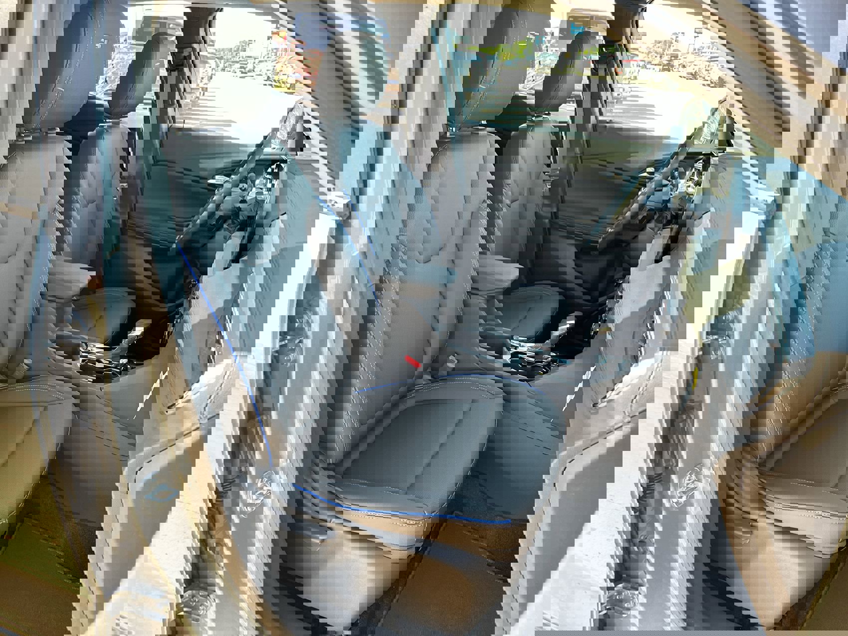2025 Buick Encore GX Sport Touring photo 20