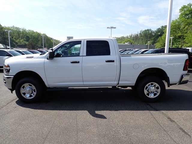 2025 Ram 2500 Tradesman photo 2