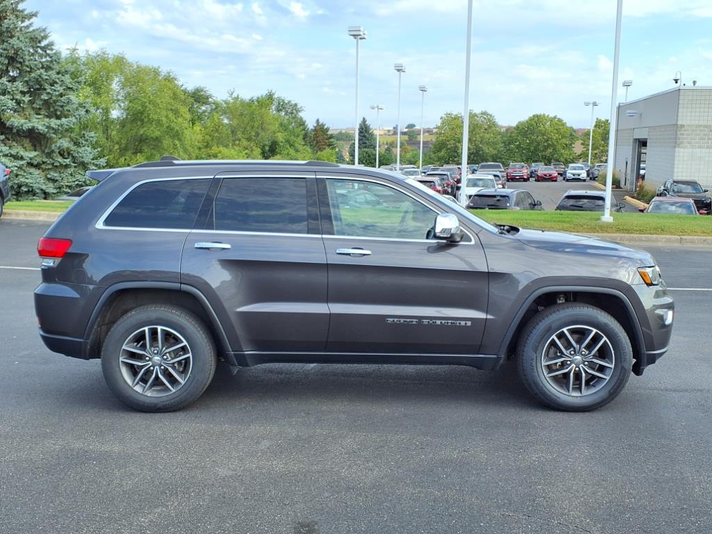 Used 2018 Jeep Grand Cherokee Limited with VIN 1C4RJFBG6JC127613 for sale in Burnsville, Minnesota