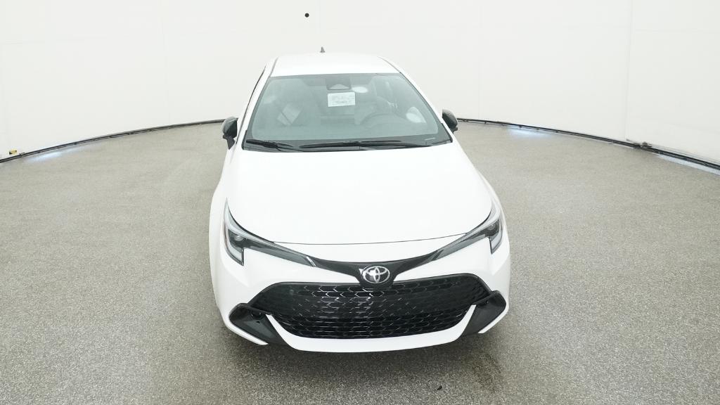 2026 Toyota Corolla SE photo 2