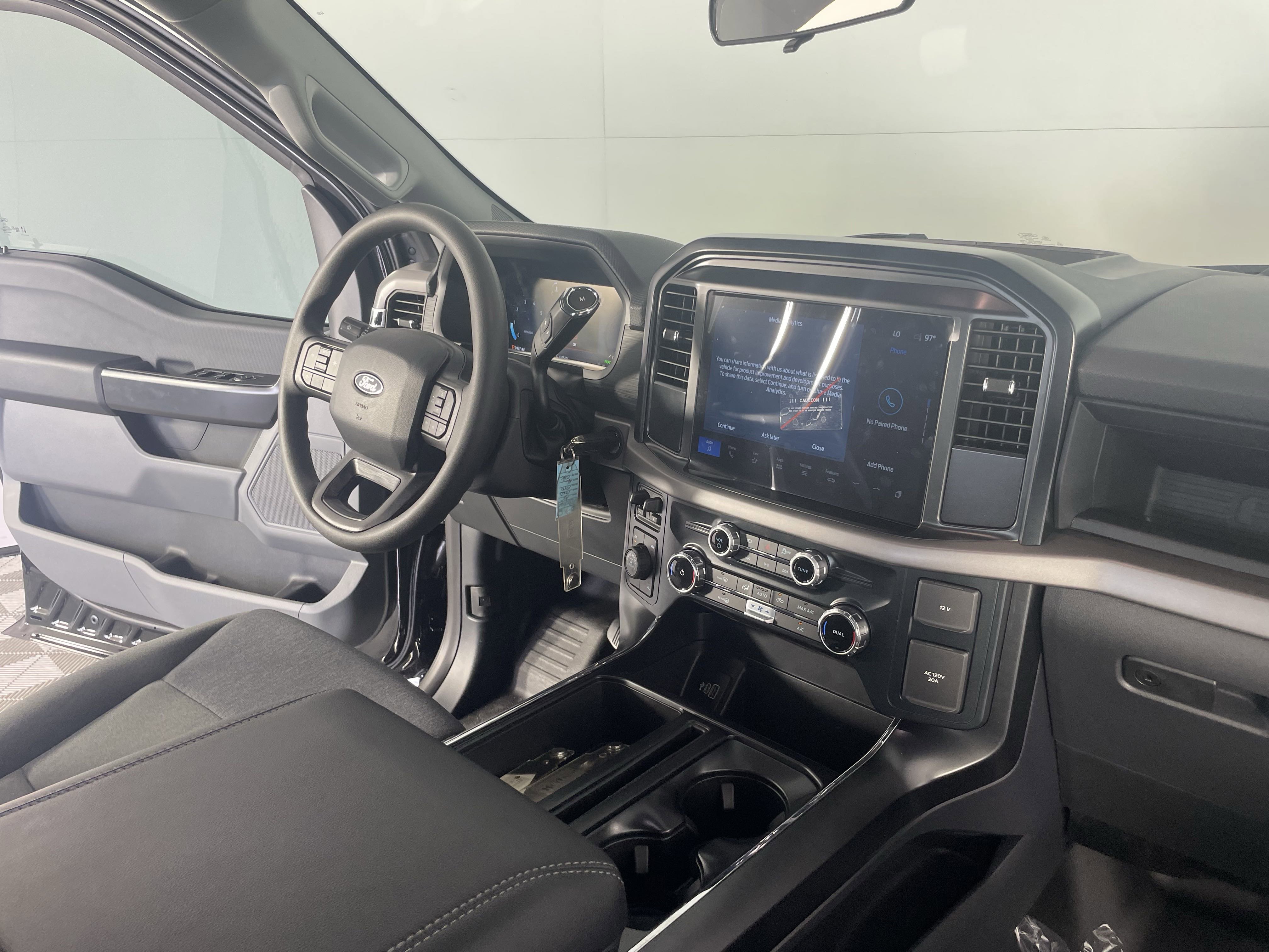 2025 Ford F-150 XL photo 15