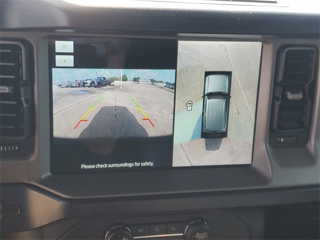 2023 Ford Bronco Outer Banks photo 21