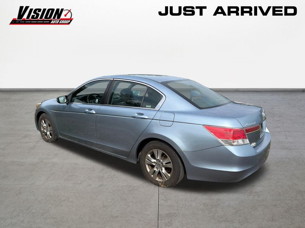 2011 Honda Accord LX-P photo 7