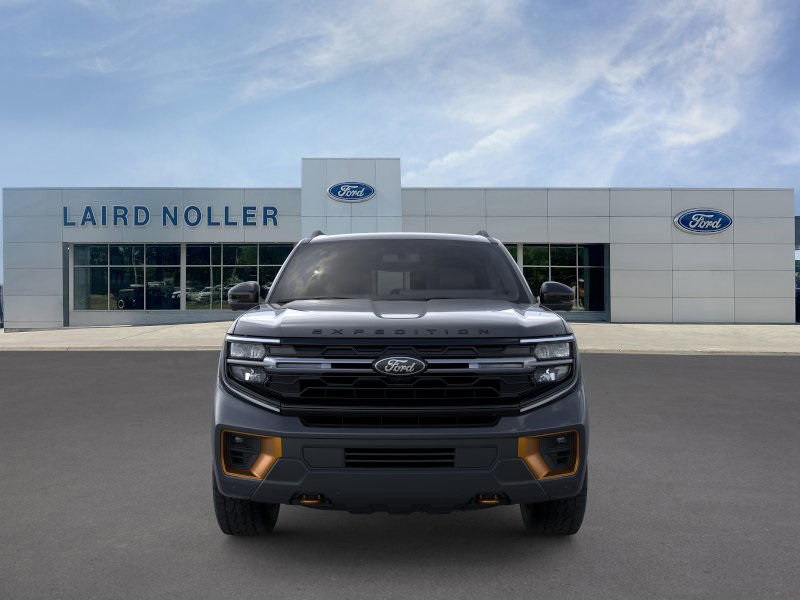 2025 Ford Expedition photo 3
