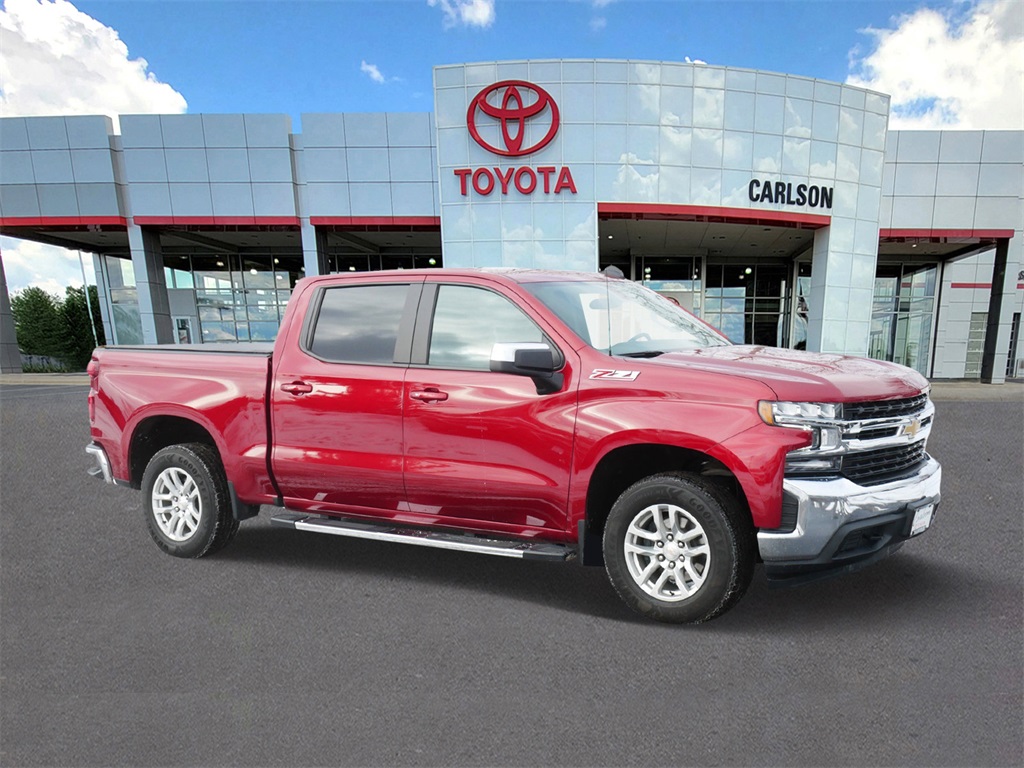 Used 2022 Chevrolet Silverado 1500 Limited LT with VIN 3GCUYDEDXNG183911 for sale in Minneapolis, Minnesota