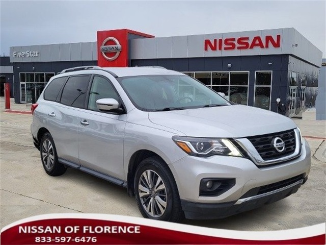 2020 Nissan Pathfinder SV
