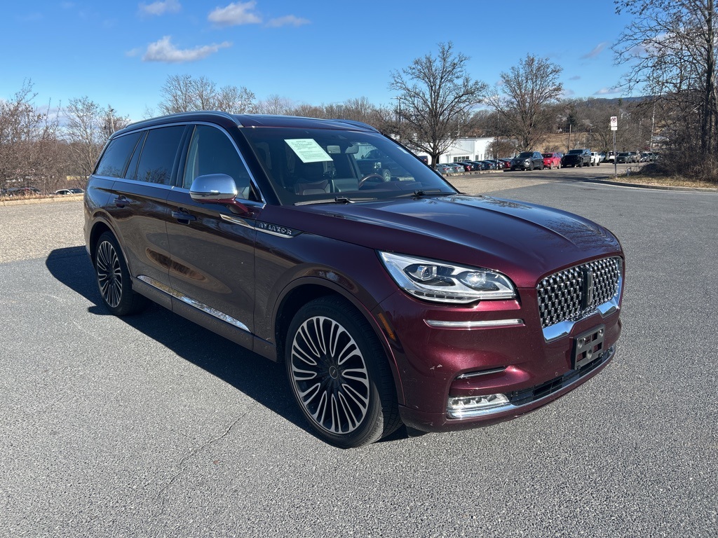 2020 Lincoln Aviator Black Label's photo