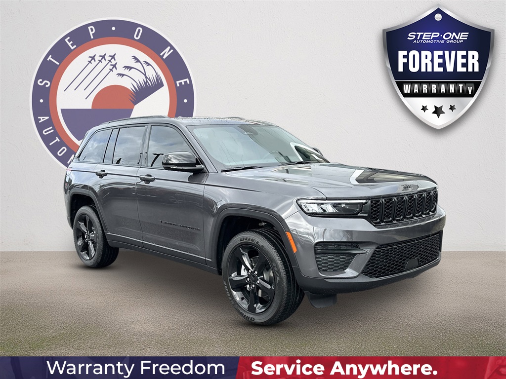 2025 Jeep Grand Cherokee Altitude's photo