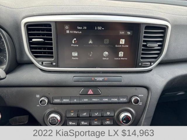 2022 Kia Sportage LX photo 12