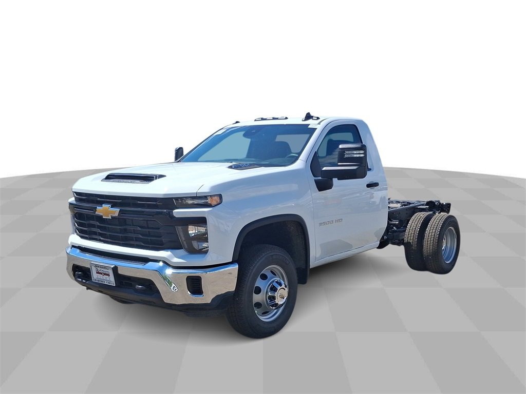 2025 Chevrolet Silverado 3500HD Work Truck's photo