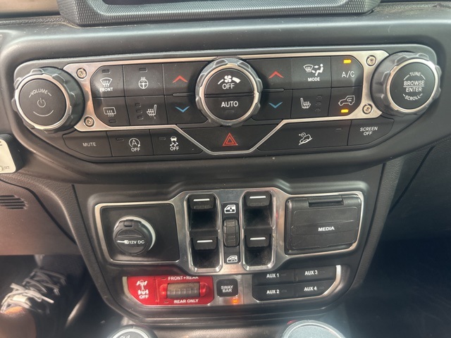 2020 Jeep Wrangler Unlimited Rubicon photo 27