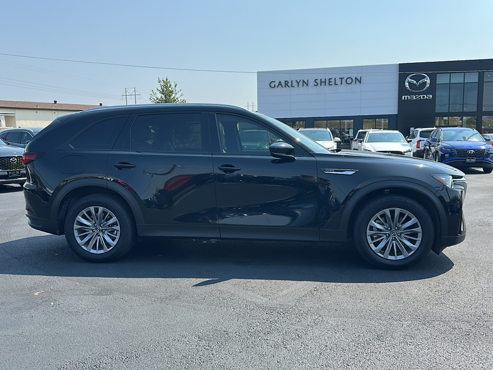 2024 Mazda CX-90 Preferred photo 2