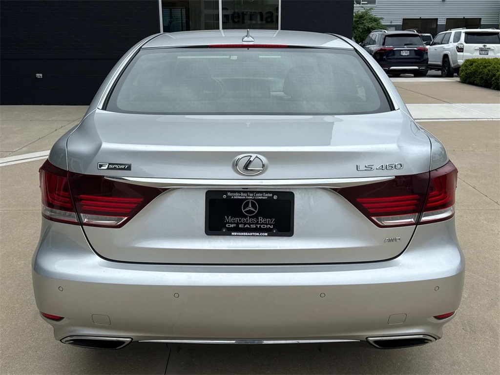 2013 Lexus LS 460 photo 4
