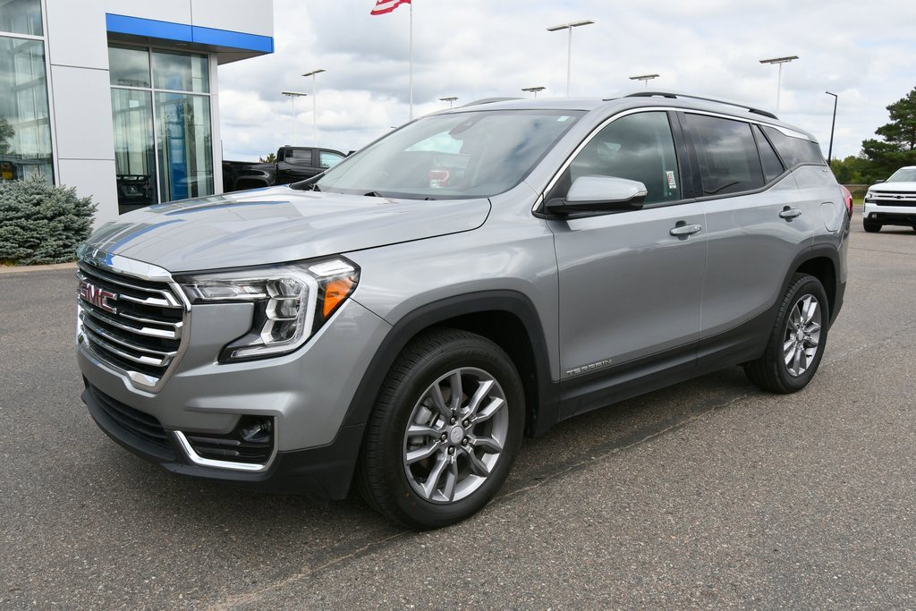 Used 2024 GMC Terrain SLT with VIN 3GKALVEG9RL196832 for sale in North Branch, Minnesota