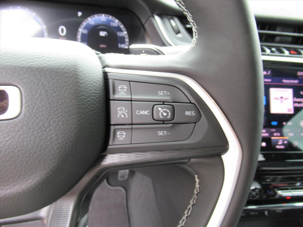 2025 Jeep Grand Cherokee Altitude X photo 18