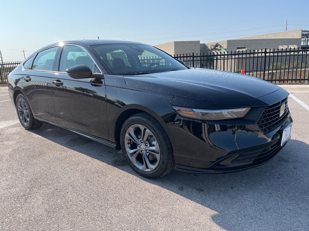 2025 Honda Accord EX-L photo 2