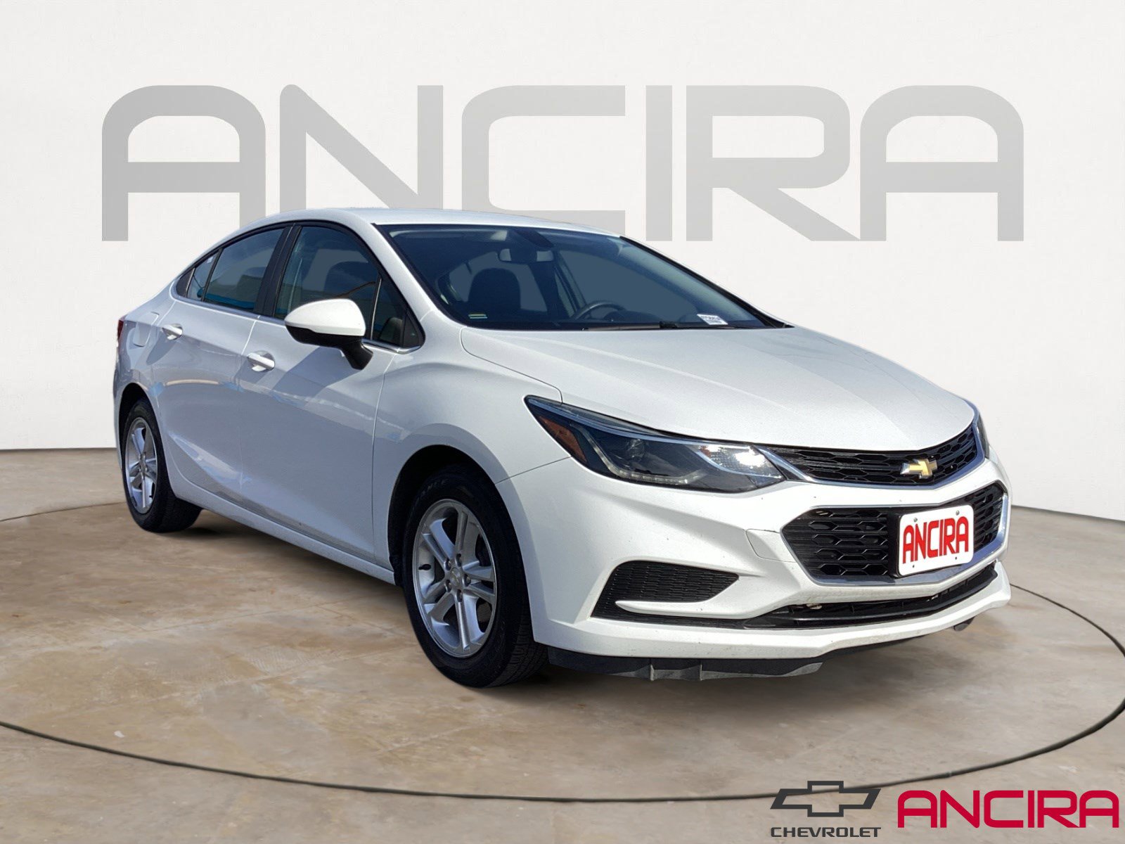 2017 Chevrolet Cruze LT's photo