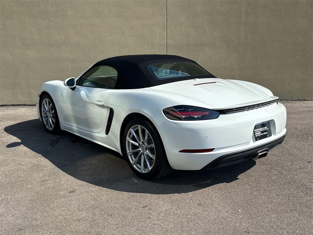2024 Porsche Boxster photo 3