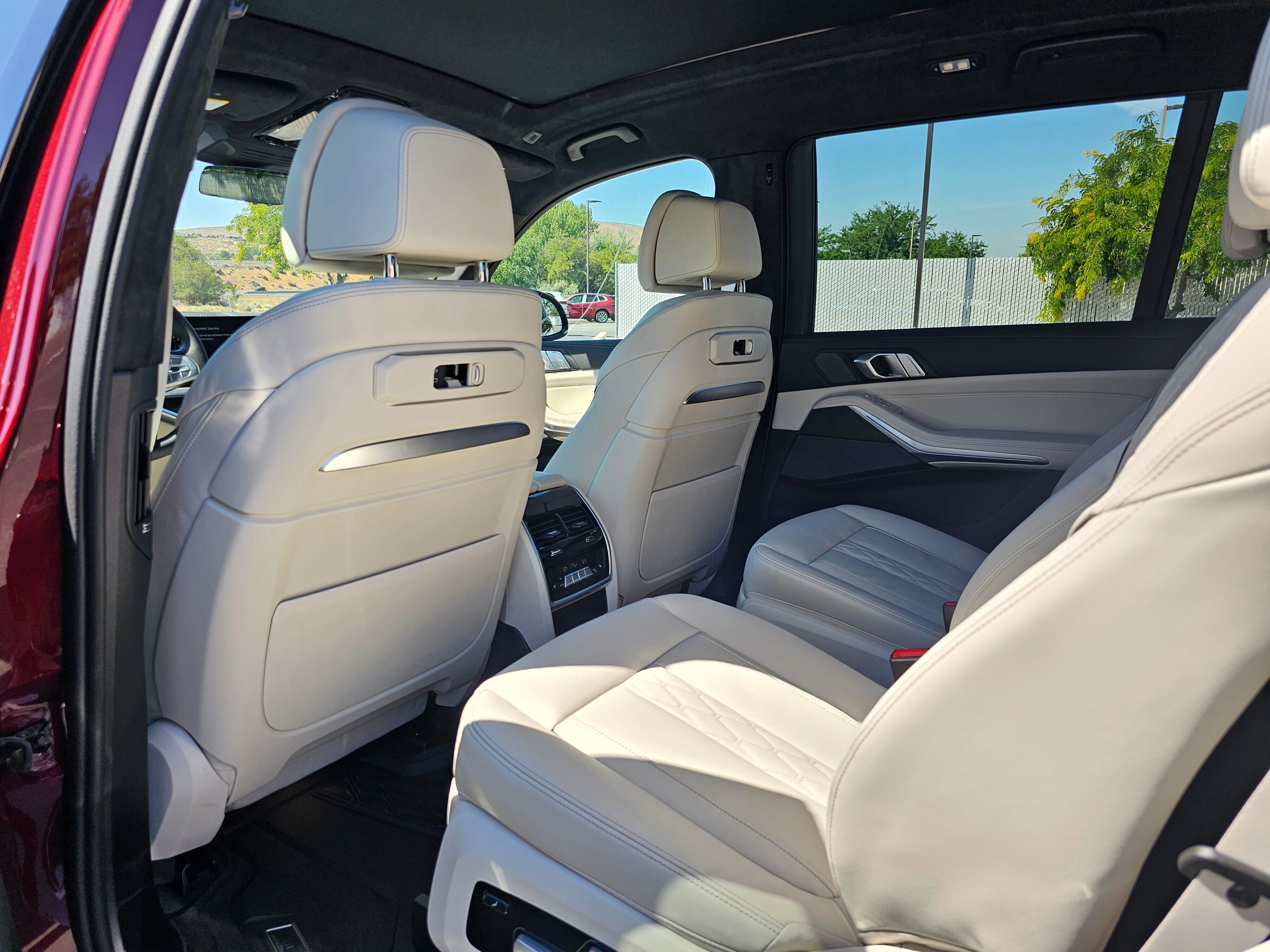 2026 Bmw X7 xDrive40i photo 2