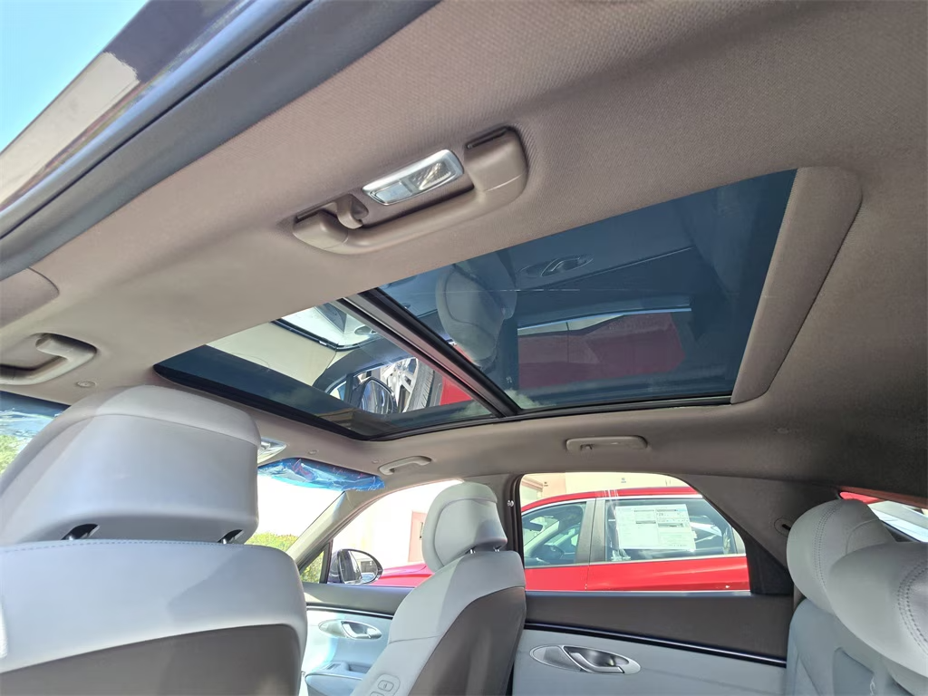 2026 Genesis GV70 2.5T Advanced photo 14