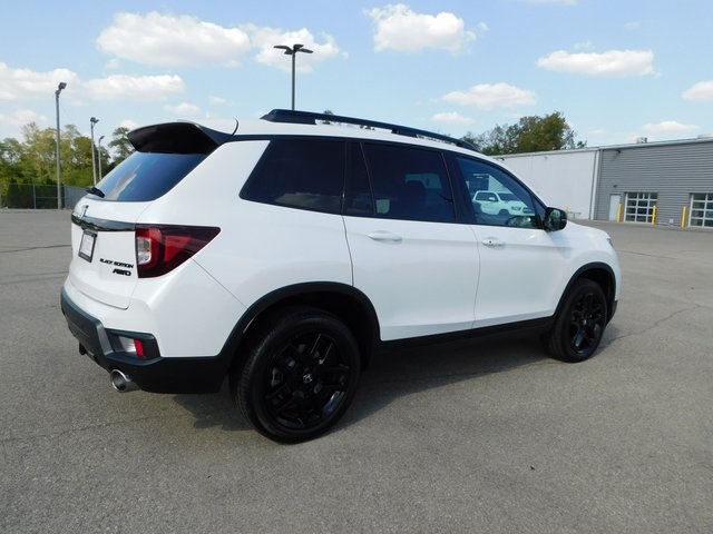 2025 Honda Passport Black Edition photo 3