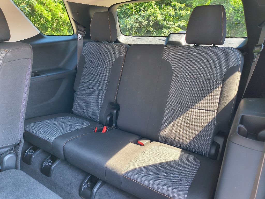 2021 Chevrolet Traverse LS photo 29