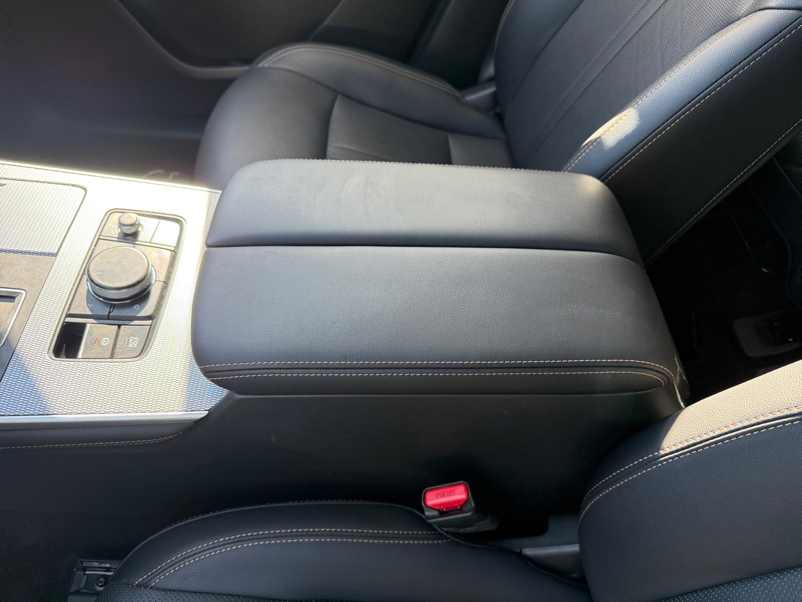 2025 Mazda CX-90 Preferred photo 14