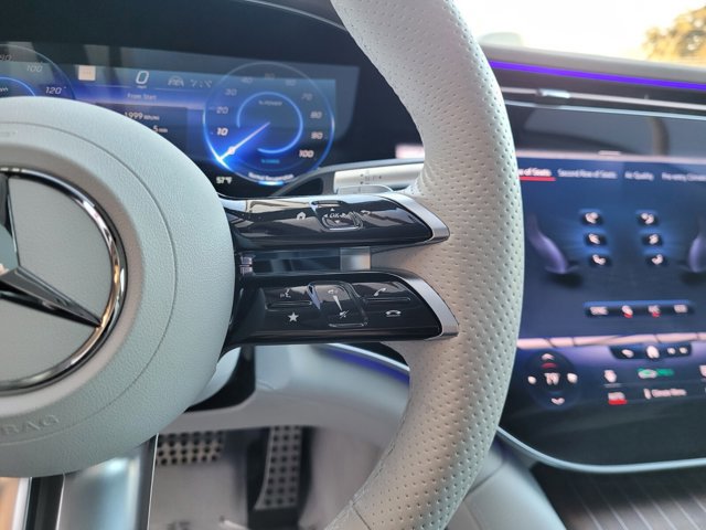 2023 Mercedes Benz EQS-Class Sedan photo 24