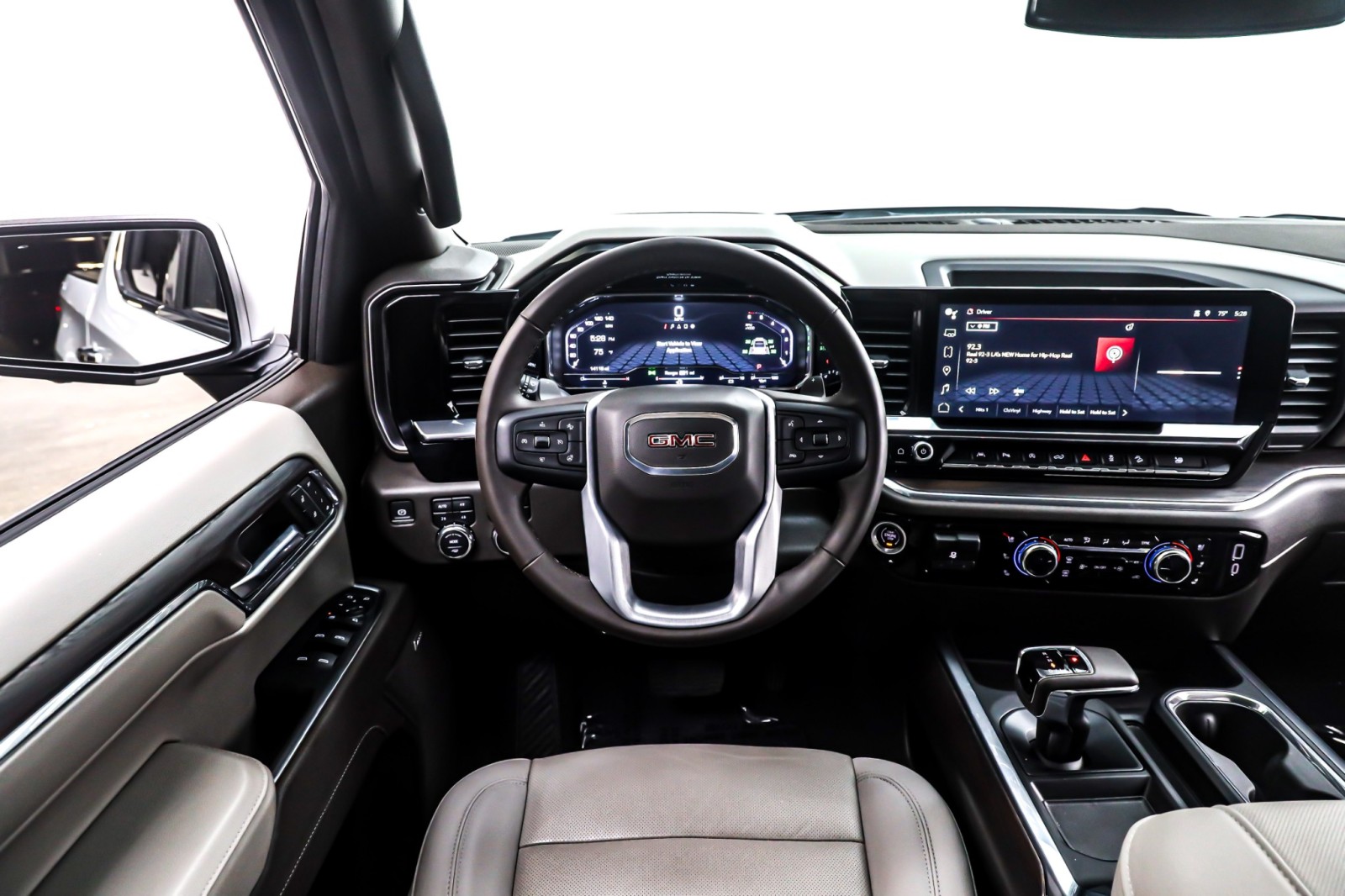 2023 Gmc Sierra 1500 SLT photo 4