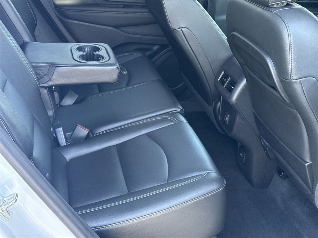 2024 Gmc Terrain SLT photo 16