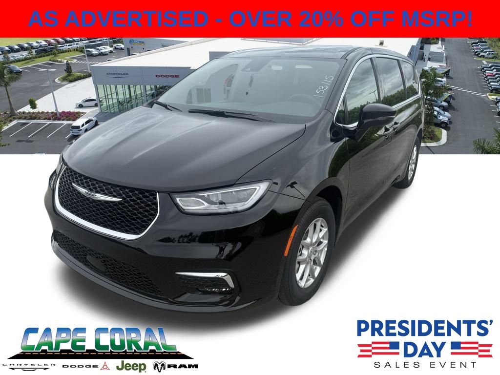 2026 Chrysler Pacifica Select