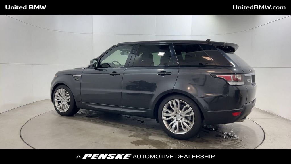 2016 Land Rover Range Rover Sport SuperCharged HSE photo 2