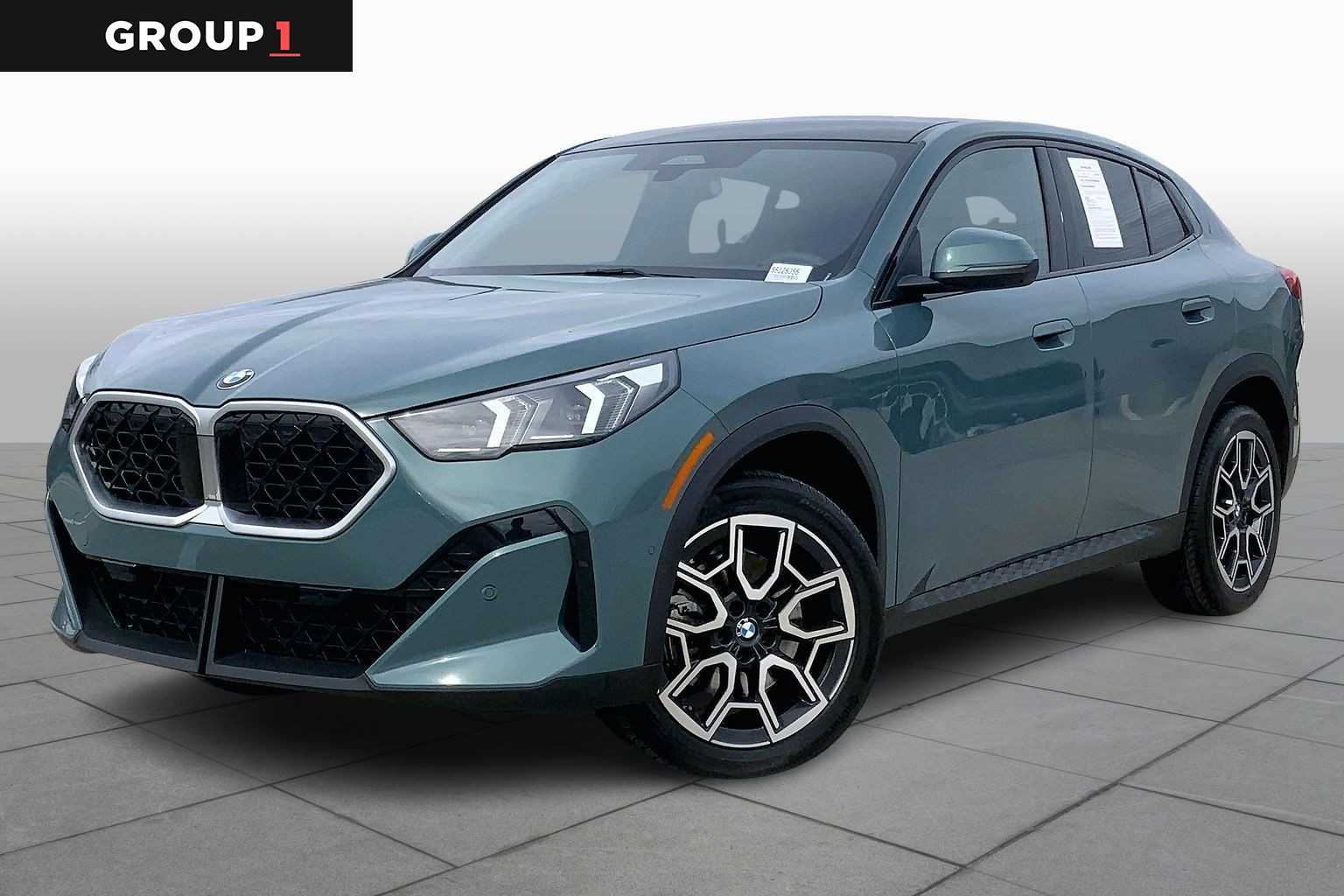 2025 BMW X2 28i's photo