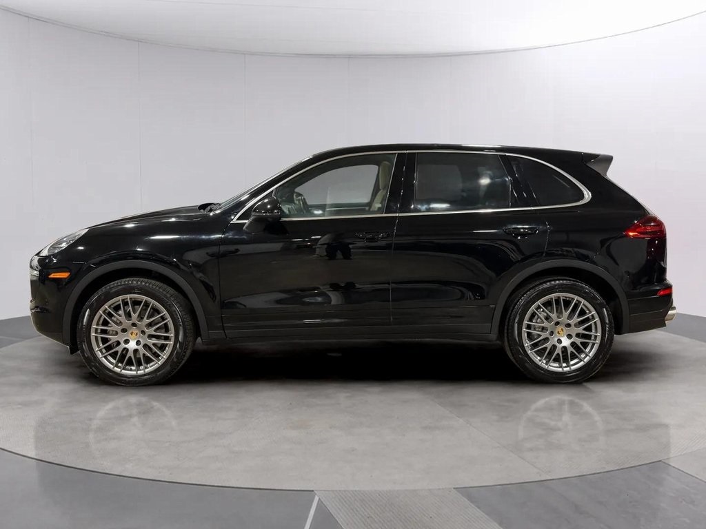2018 Porsche Cayenne S photo 3