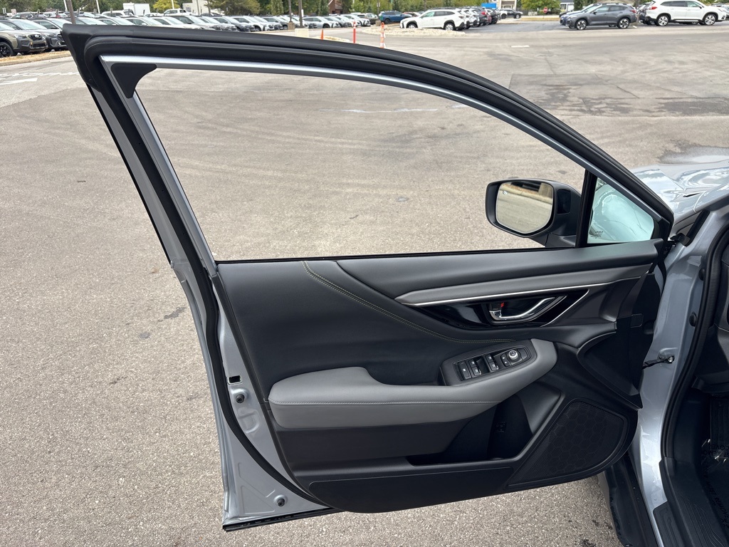 2023 Subaru Outback Onyx Edition photo 19