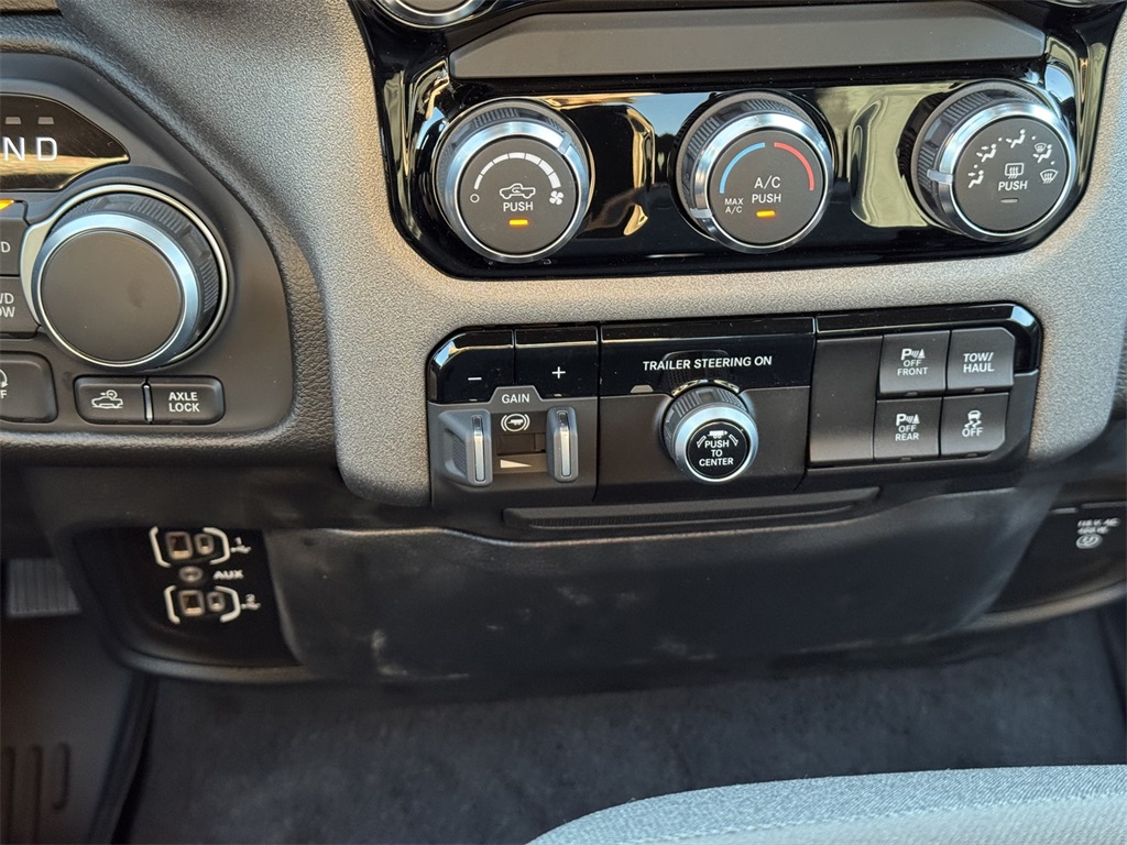 2026 Ram 1500 Warlock photo 20