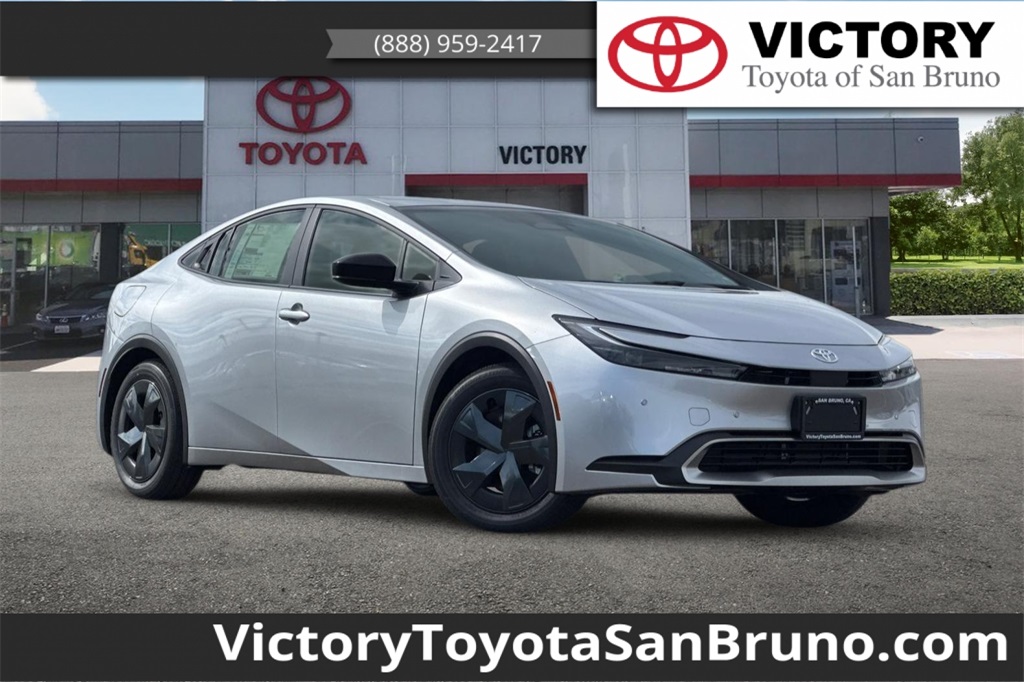 2026 Toyota Prius SE's photo