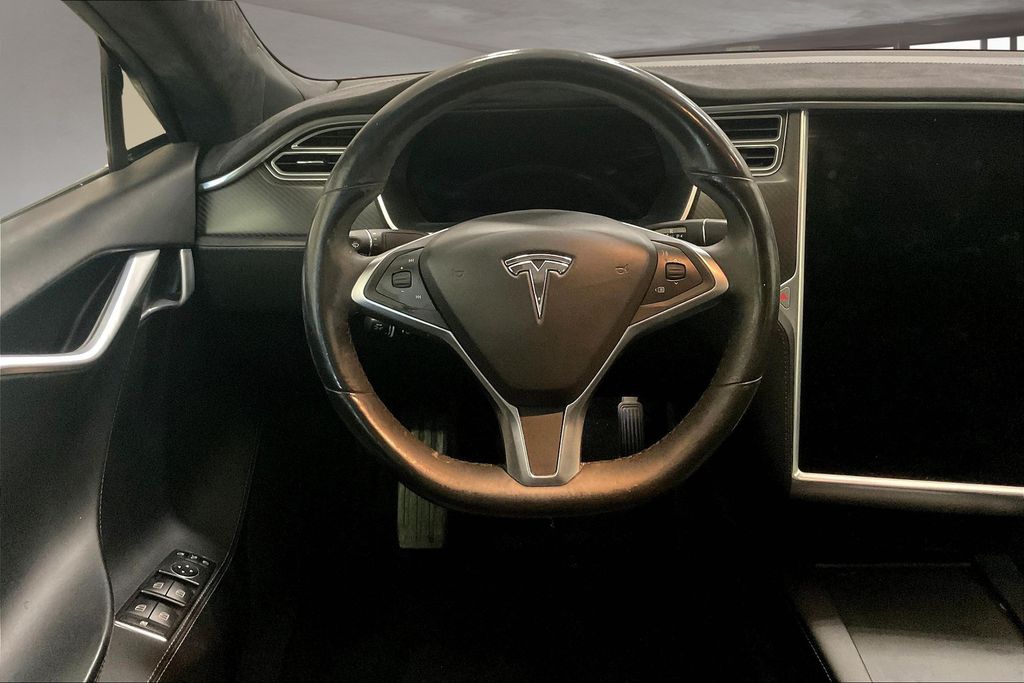 2016 Tesla Model S 75D photo 5